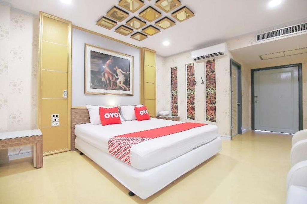 Oyo 1002 Pinklao Hotel